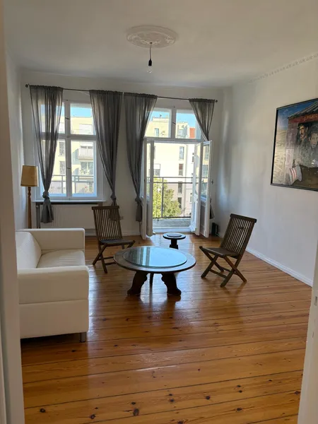 69m2, 2-Zi., möbliert, 4. Etage Vorderhaus, Balkon, Altbau, Kollwitzkiez — photo 1